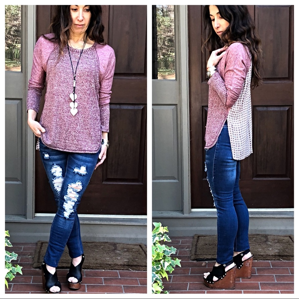 ✨LAST ONE ✨Burgundy ribbed floral back top - Picture 2 of 7